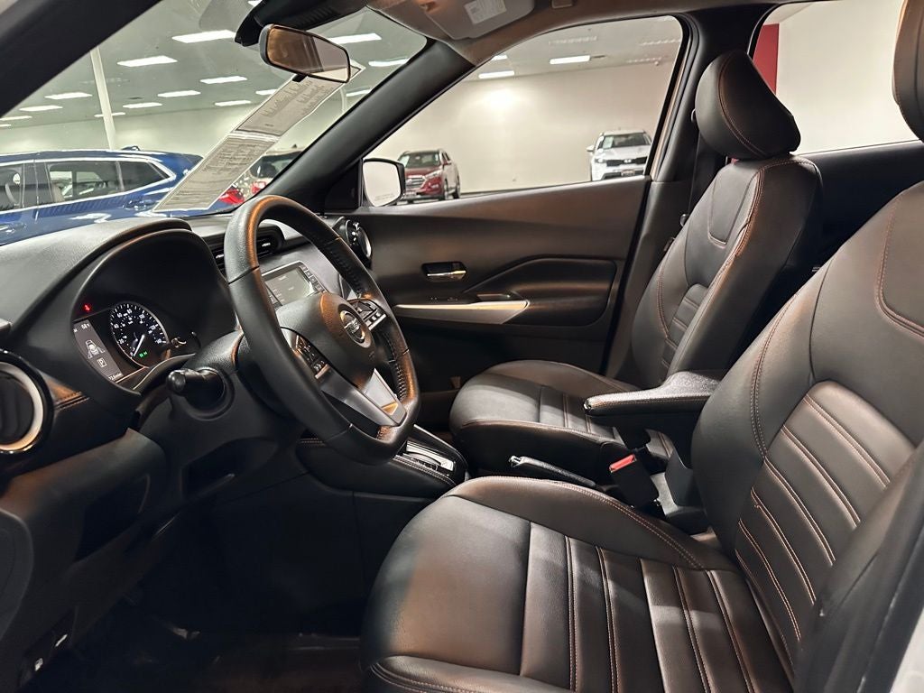 2020 Nissan Kicks SR