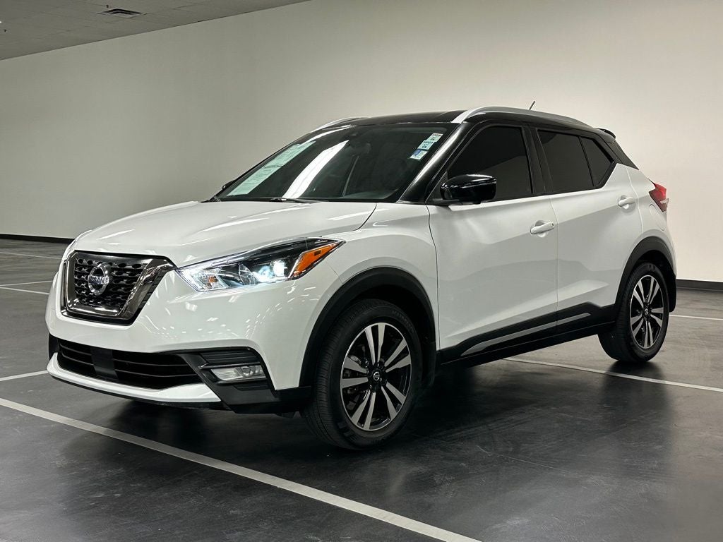 2020 Nissan Kicks SR