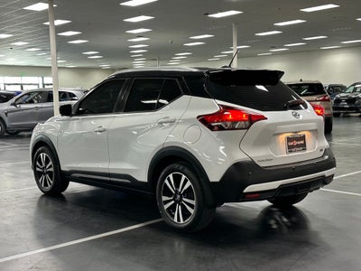 2020 Nissan Kicks SR