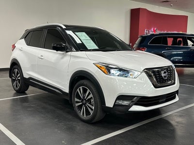 2020 Nissan Kicks SR
