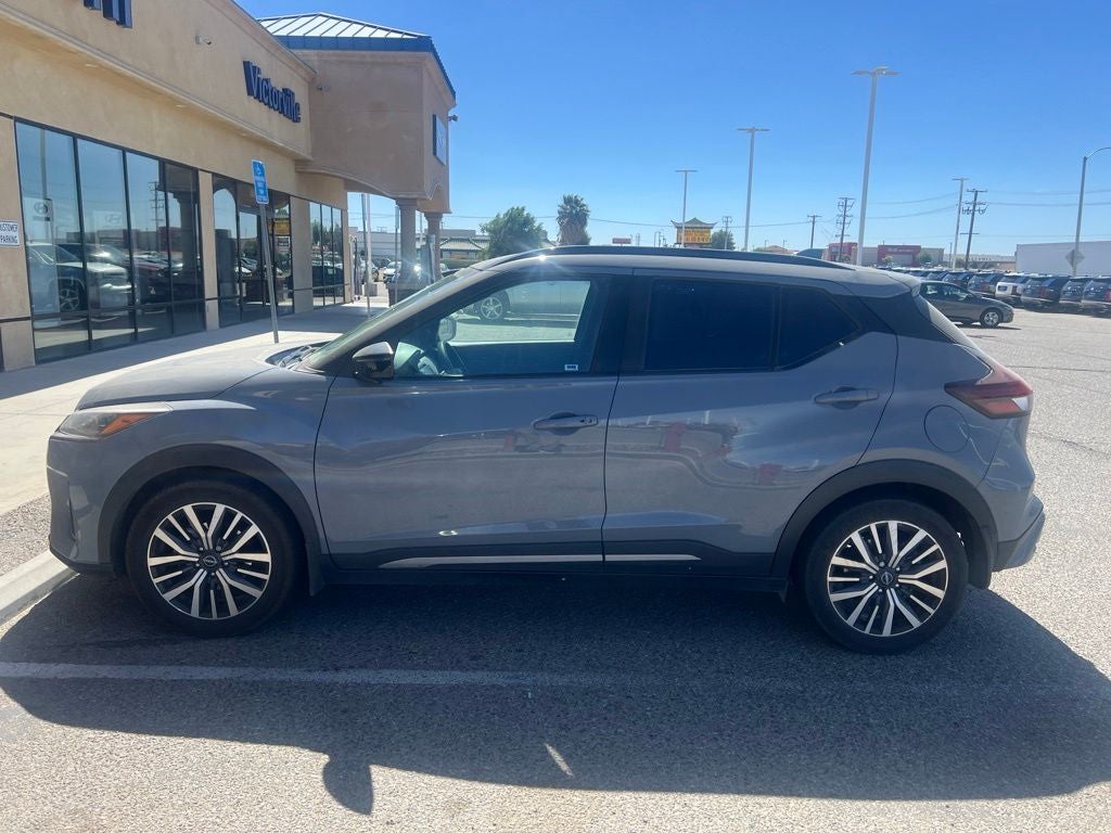 2023 Nissan Kicks SR