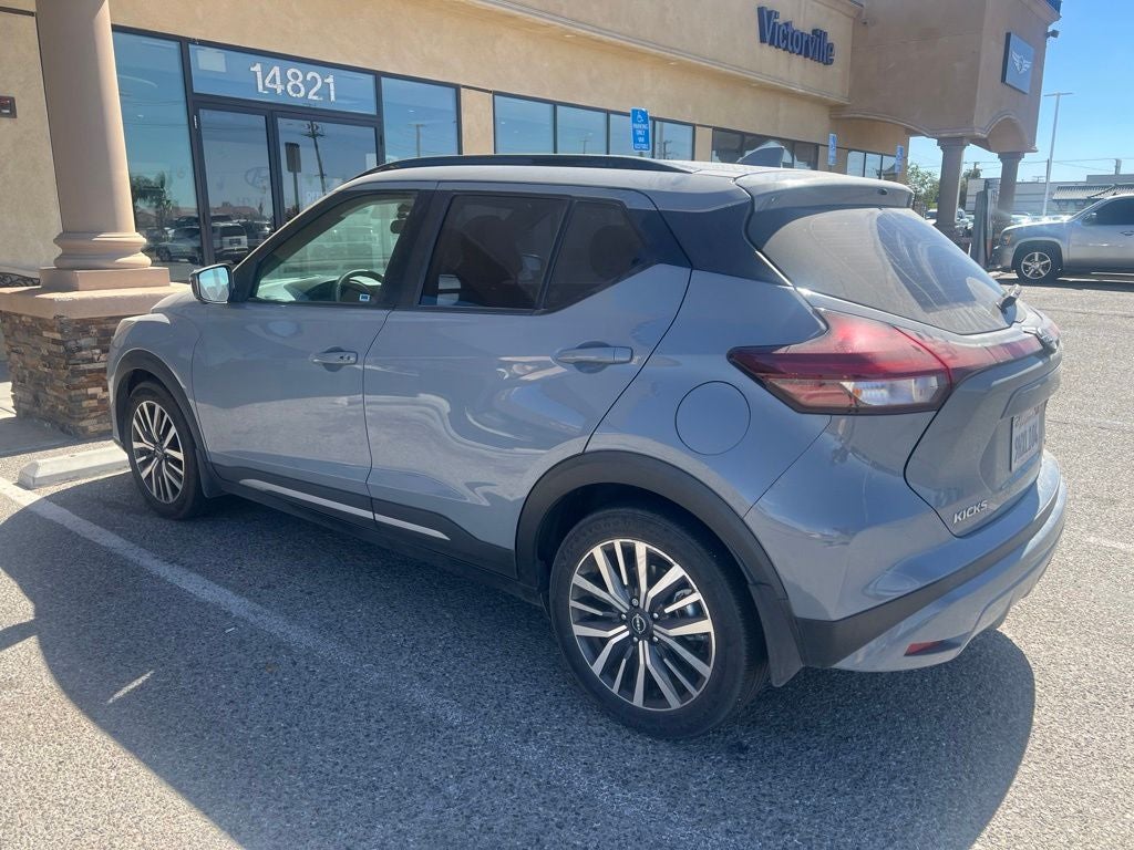 2023 Nissan Kicks SR