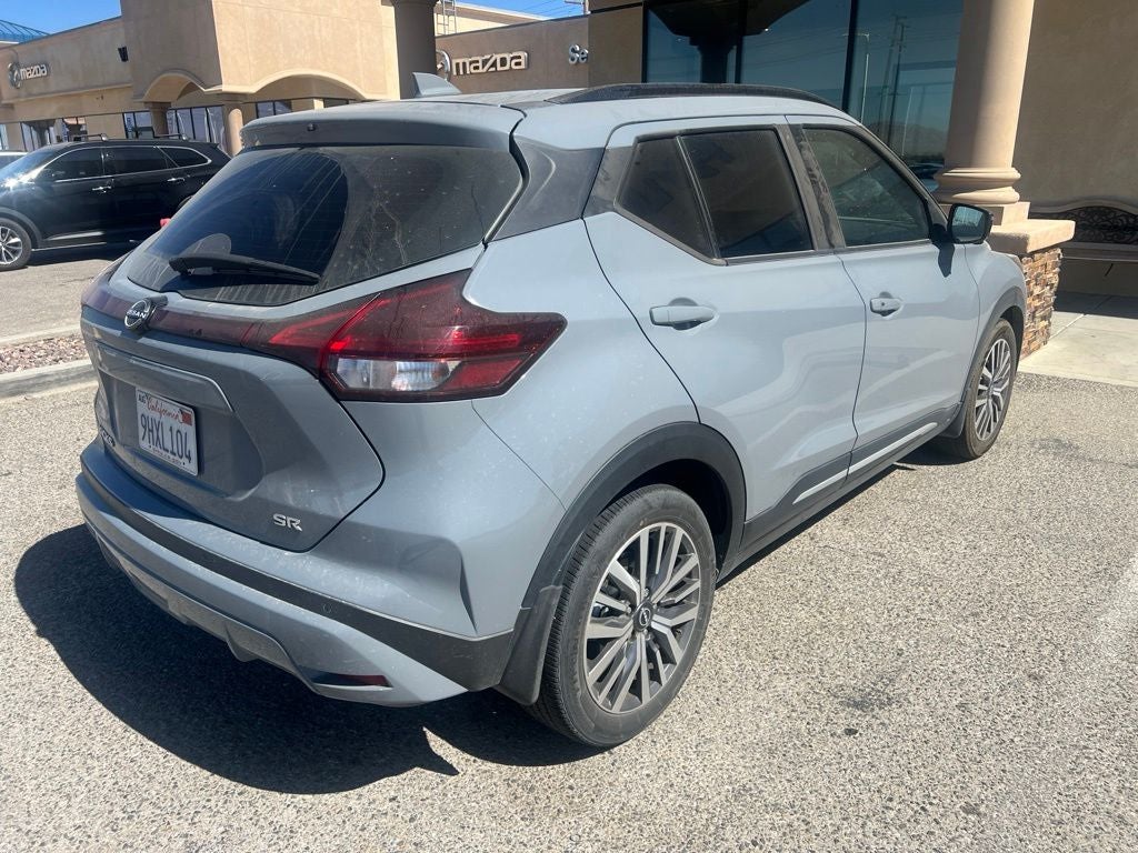 2023 Nissan Kicks SR