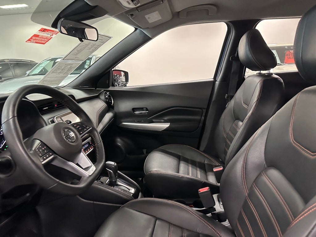 2020 Nissan Kicks SR