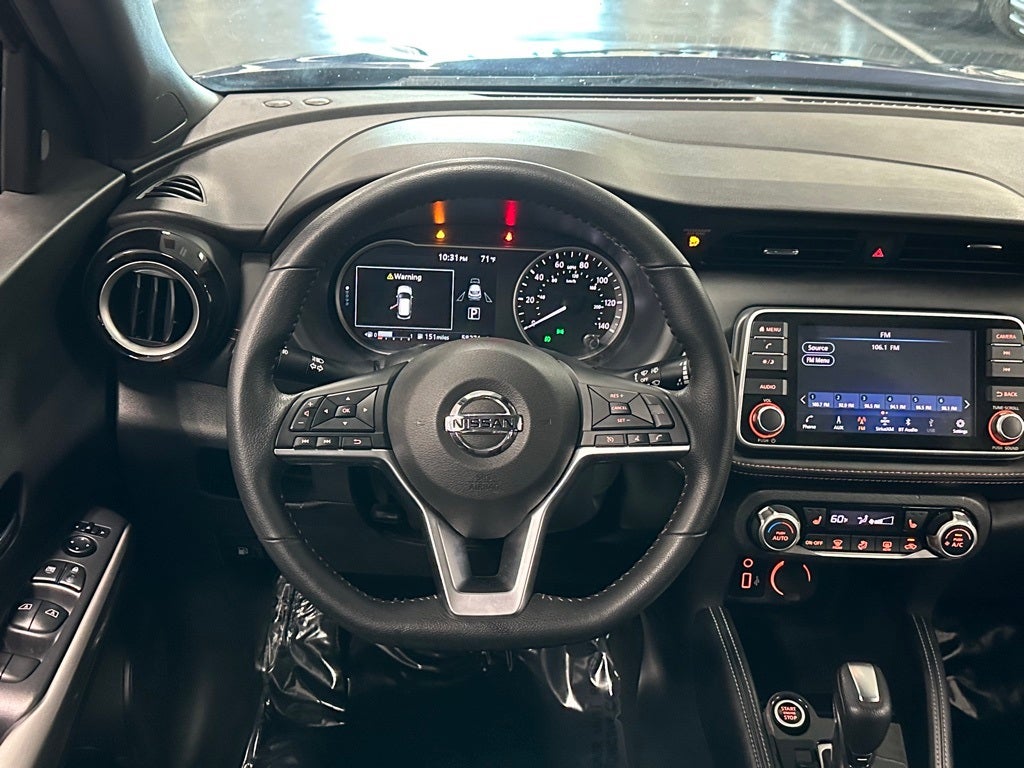 2020 Nissan Kicks SR