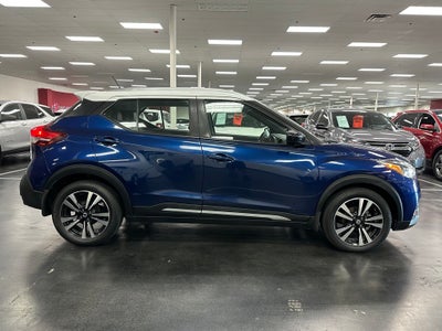 2020 Nissan Kicks SR