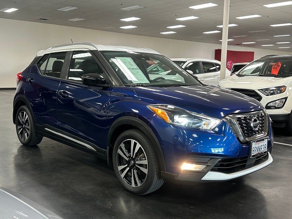 2020 Nissan Kicks SR