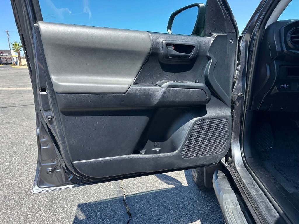 2019 Toyota Tacoma SR V6