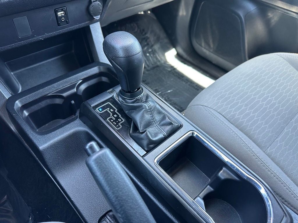 2019 Toyota Tacoma SR V6