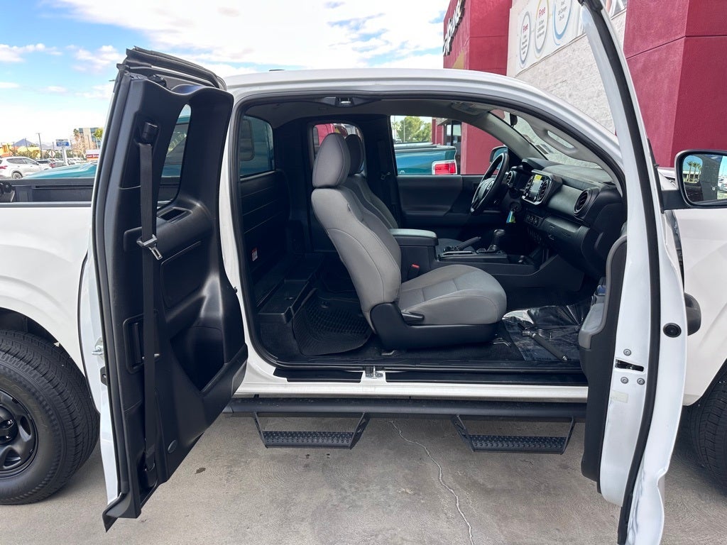 2022 Toyota Tacoma SR