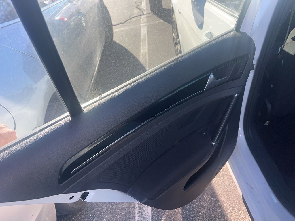 2017 Volkswagen Golf GTI S