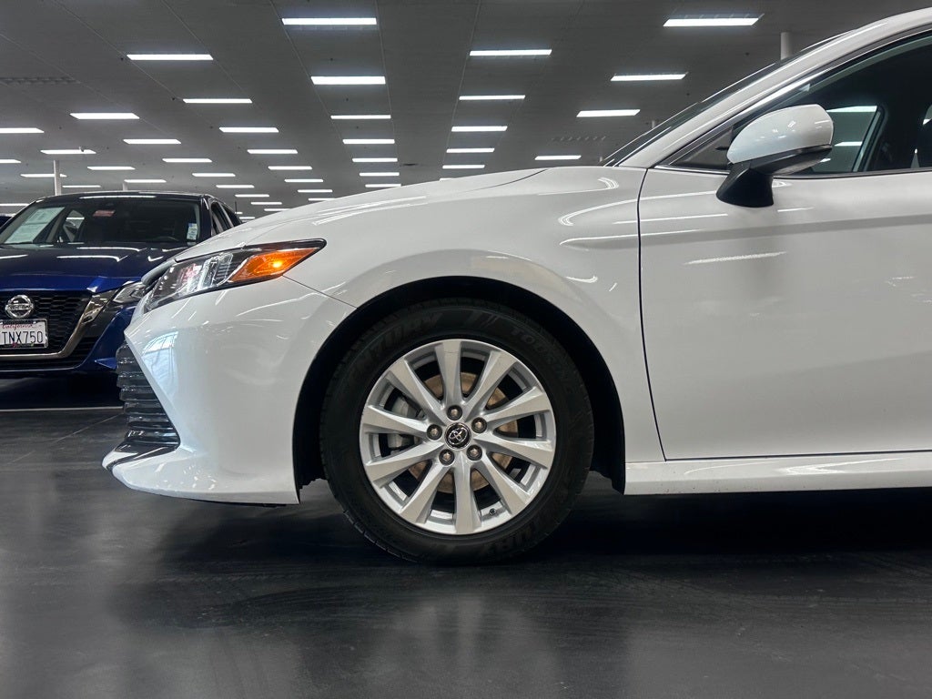 2019 Toyota Camry LE