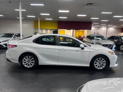 2019 Toyota Camry LE