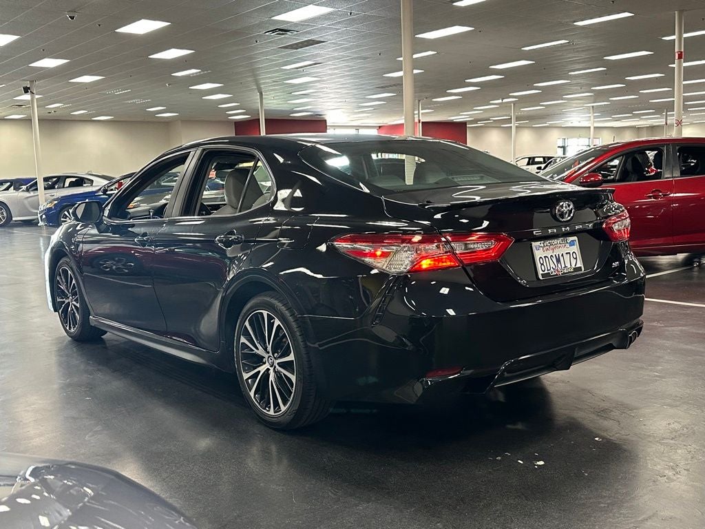 2018 Toyota Camry SE