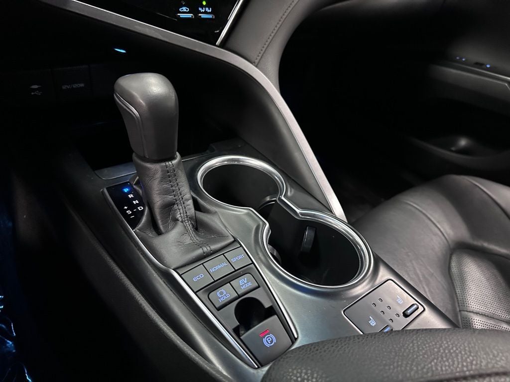 2018 Toyota Camry Hybrid XLE