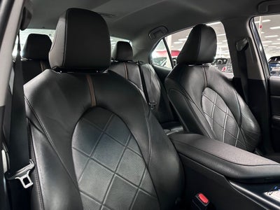 2018 Toyota Camry Hybrid XLE