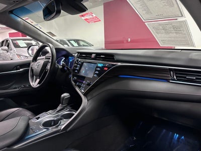 2018 Toyota Camry Hybrid XLE