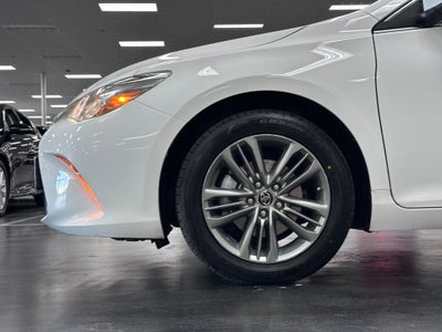 2016 Toyota Camry SE