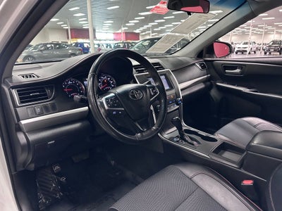 2016 Toyota Camry SE