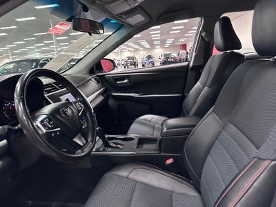 2016 Toyota Camry SE
