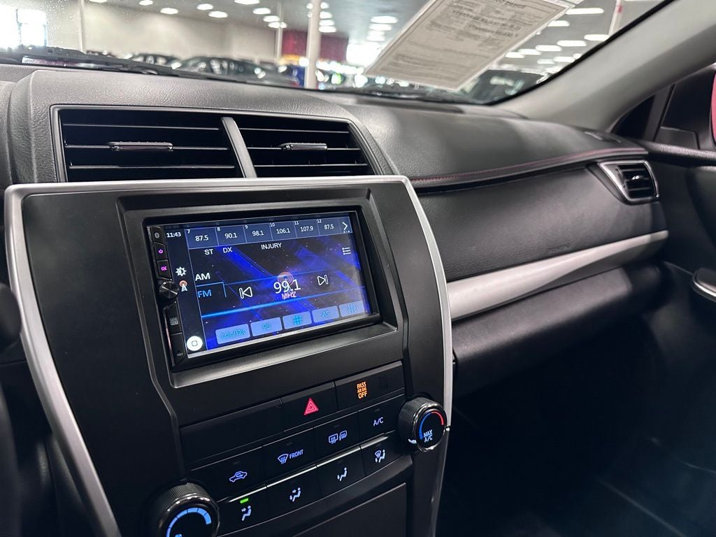 2016 Toyota Camry SE