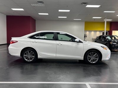 2016 Toyota Camry SE