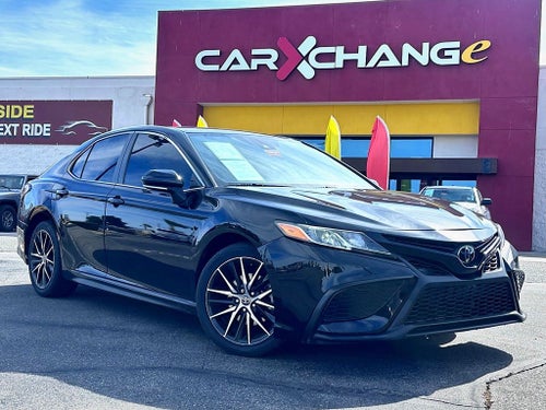 2022 Toyota Camry SE Nightshade