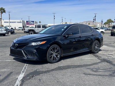 2022 Toyota Camry SE Nightshade