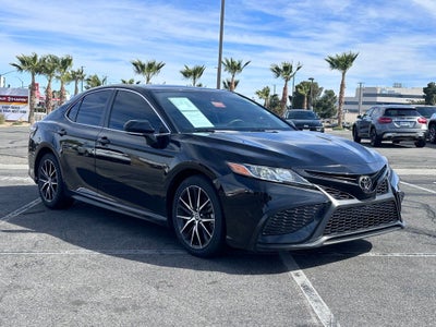 2022 Toyota Camry SE Nightshade