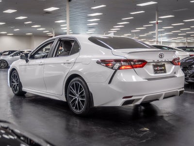 2023 Toyota Camry SE