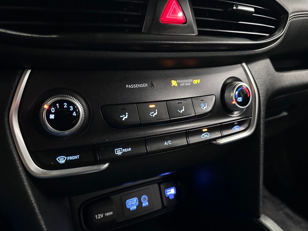 2020 Hyundai Santa Fe SE