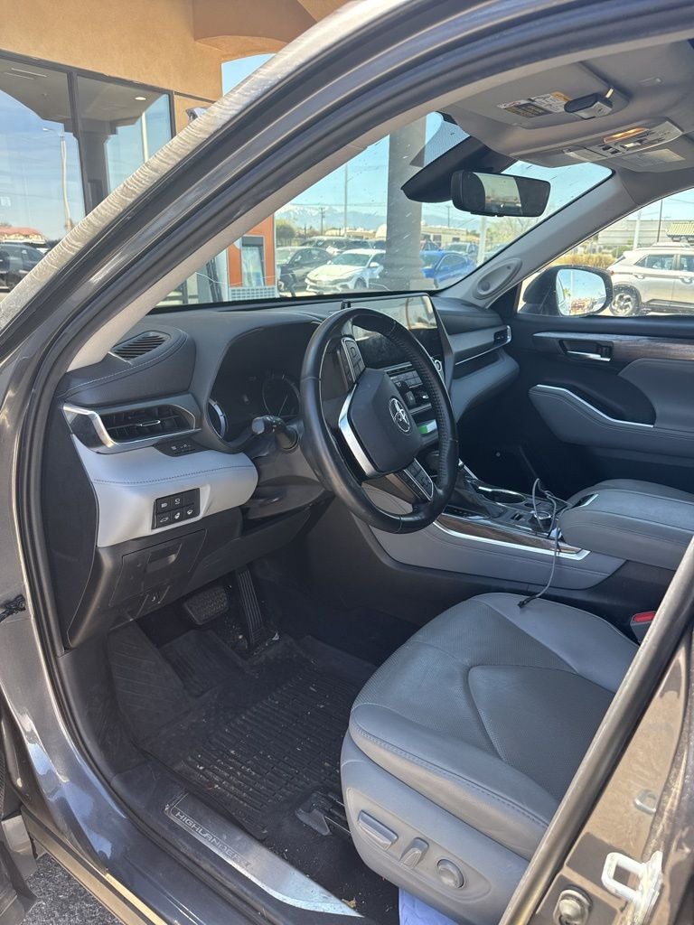 2021 Toyota Highlander Limited