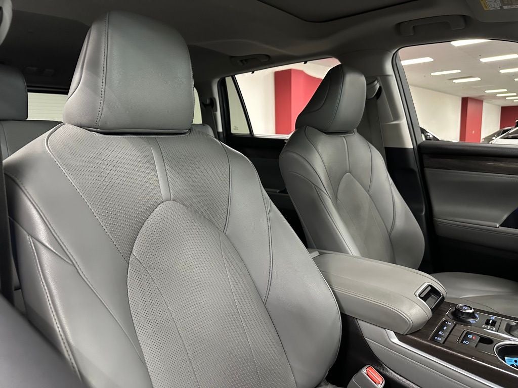 2021 Toyota Highlander Limited