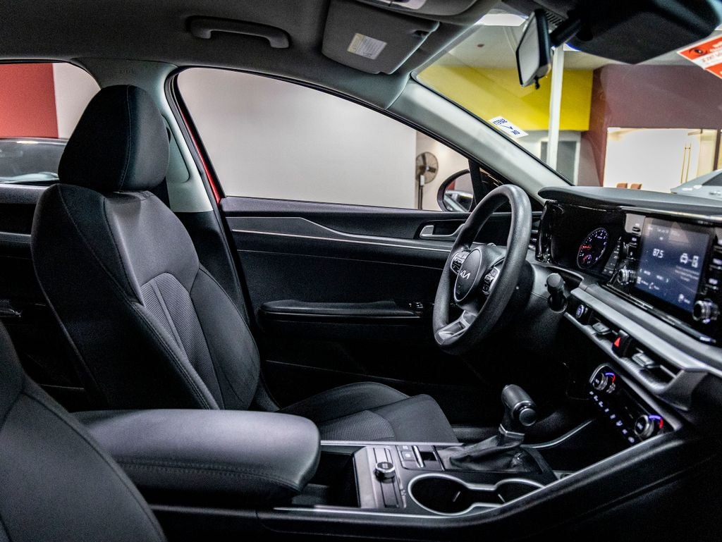 2023 Kia K5 LXS