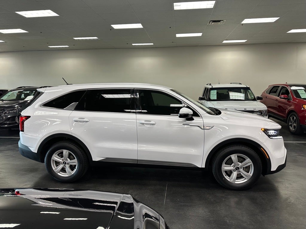 2021 Kia Sorento LX