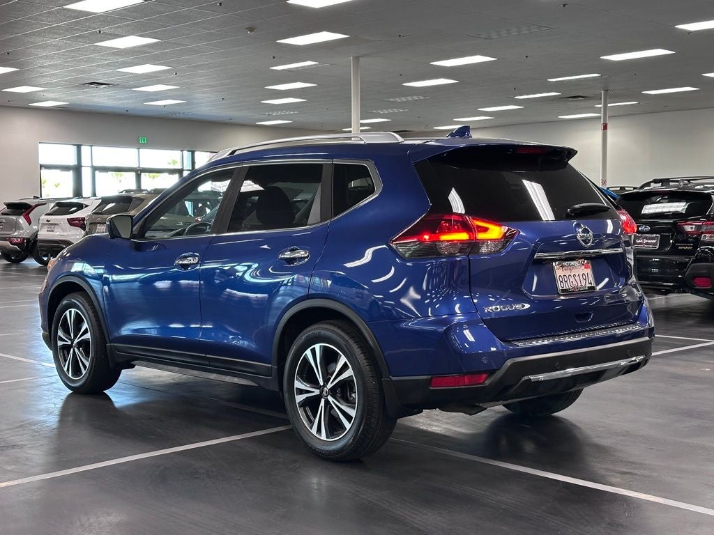 2020 Nissan Rogue SV