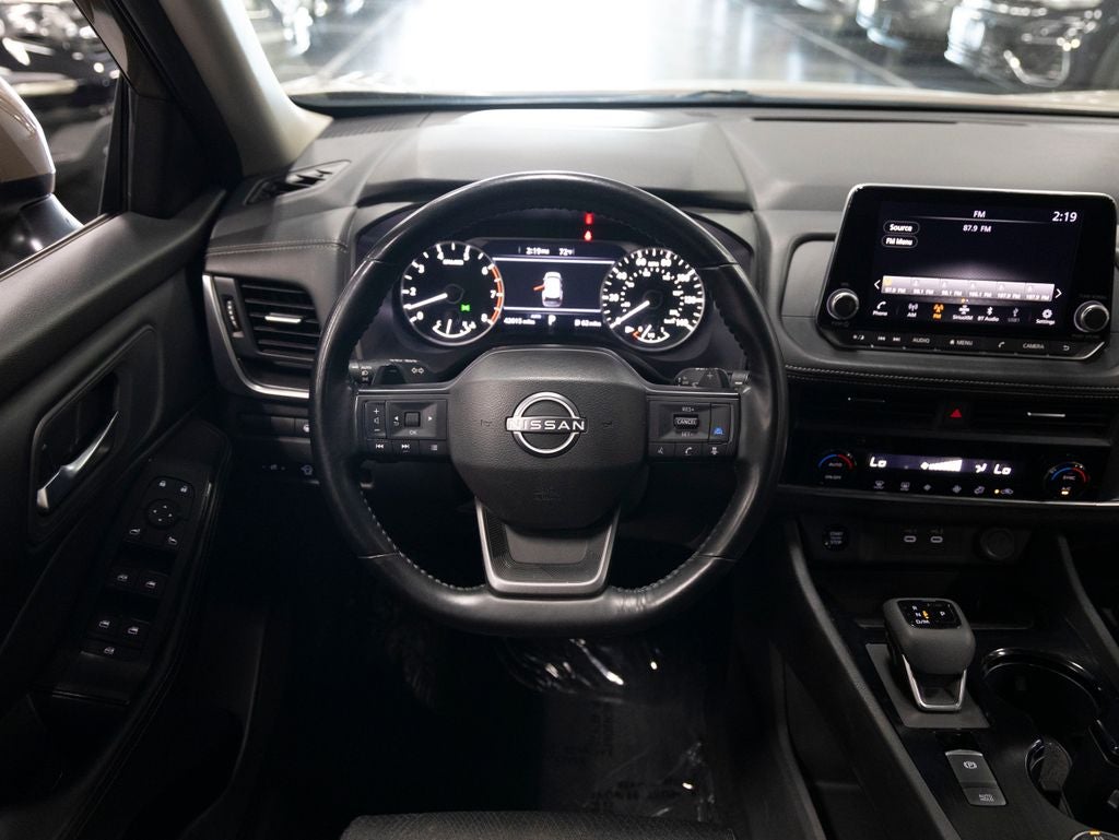 2025 Nissan Rogue SV