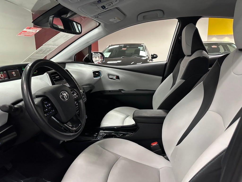2022 Toyota Prius XLE