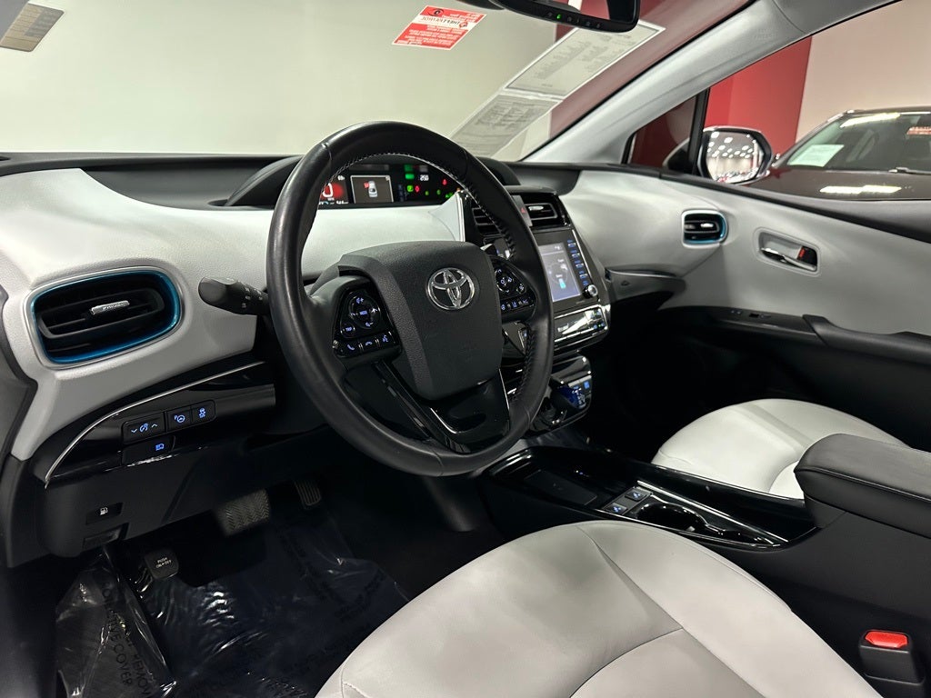 2022 Toyota Prius XLE