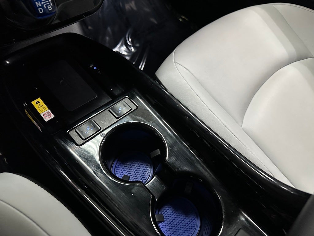 2022 Toyota Prius XLE