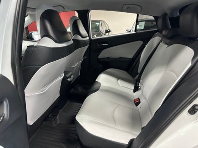 2022 Toyota Prius XLE