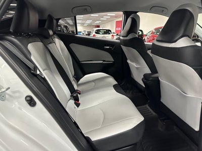 2022 Toyota Prius XLE