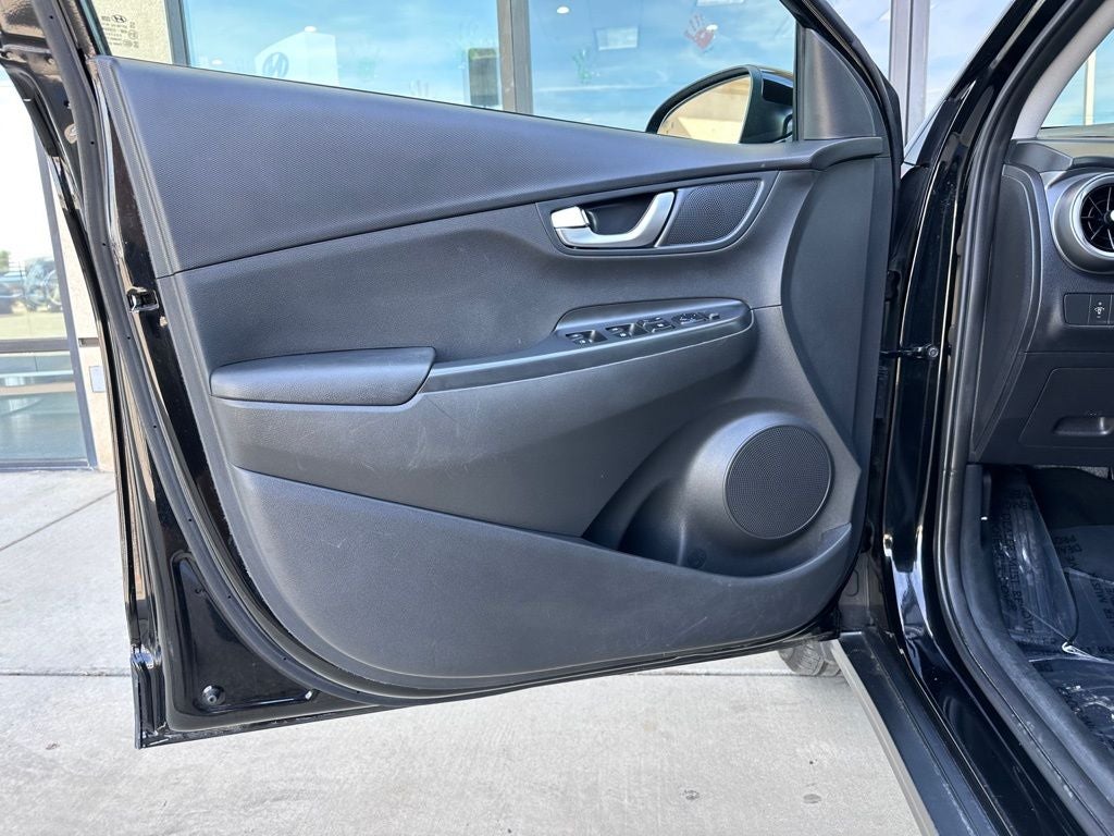 2023 Hyundai Kona Electric SE