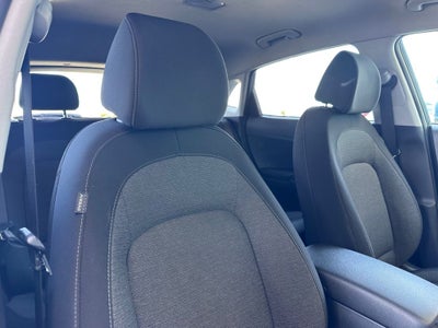 2023 Hyundai Kona Electric SE