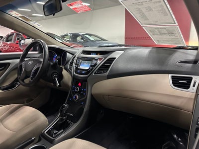2014 Hyundai Elantra SE