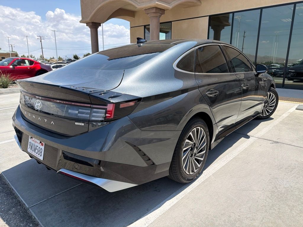 2026 Hyundai Sonata Hybrid SEL