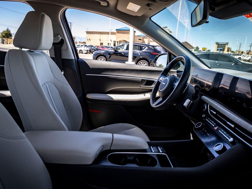 2025 Hyundai Sonata Hybrid SEL