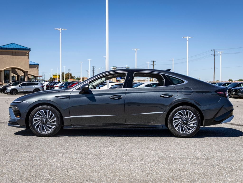 2025 Hyundai Sonata Hybrid SEL