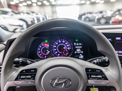 2023 Hyundai Elantra SE