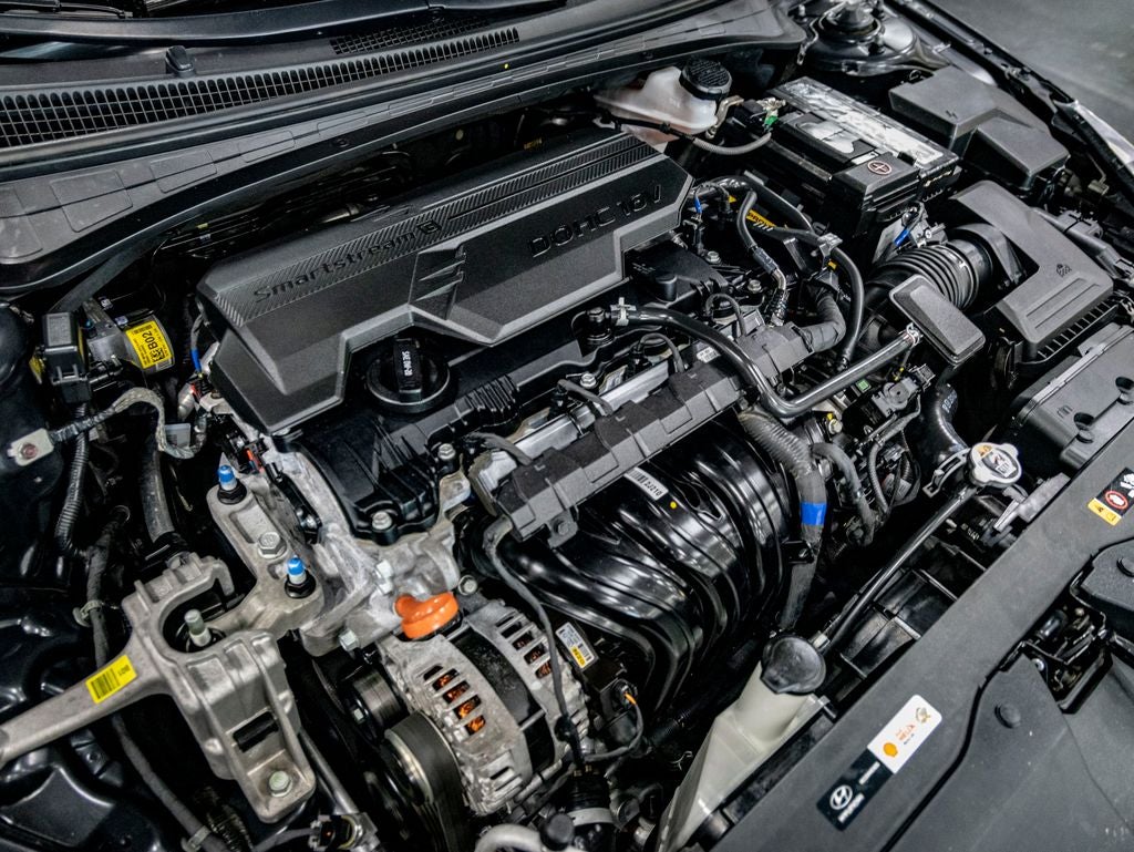 2023 Hyundai Elantra SE